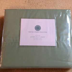 Queen Flat Sheet - Martha Stewart